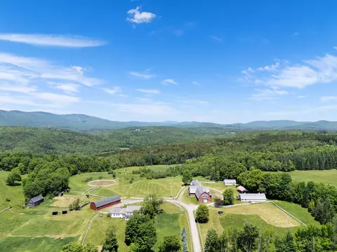 238 Stowe Hill Rd, Wilmington, VT 05363
