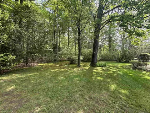Exterior - 439 Exeter Rd, Hampton, NH 03842 photo 7 of 10