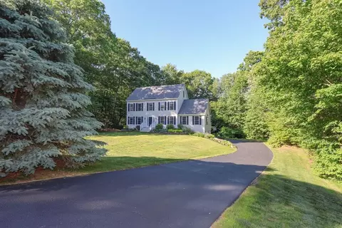 7 Anna Lisa Way, Nottingham, NH 03290