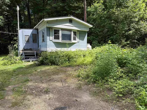 66 Oak Ridge Park # D, Haverhill, NH 03774