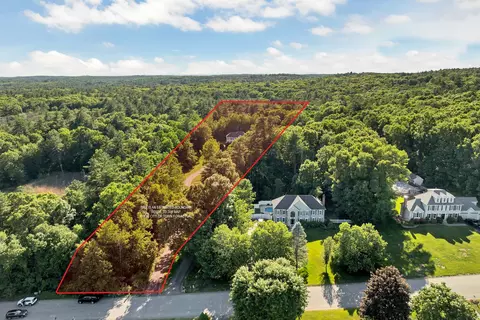View/Area - 12 Longmeadow Rd, Windham, NH 03087 photo 3 of 7