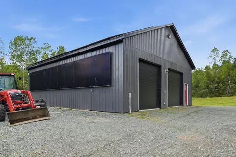 Exterior - 2717 Oregon Rd, Lunenburg, VT 05906 photo 2 of 11