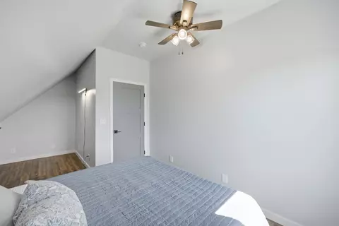 Bedroom - 2717 Oregon Rd, Lunenburg, VT 05906 photo 3 of 3