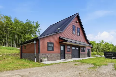 Exterior - 2717 Oregon Rd, Lunenburg, VT 05906 photo 5 of 11