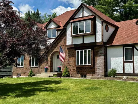 608 Orchard Hl, Pittsford, VT 05763