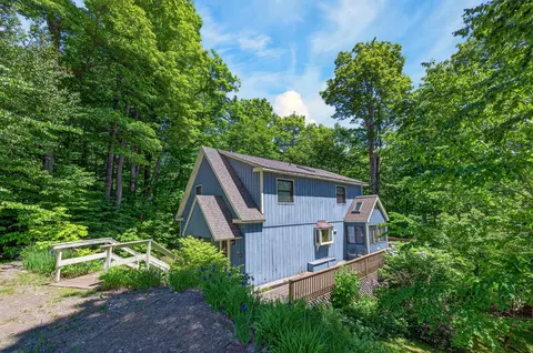 36 Bears Den Rd, Dover, VT 05356