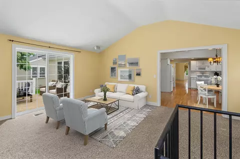 Living - 4 Hampton Mdws, Hampton, NH 03842 photo 7 of 9