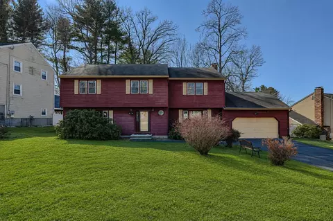 21 Clearview Dr, Nashua, NH 03062