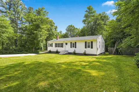 218 Hayden Rd, Hollis, NH 03049
