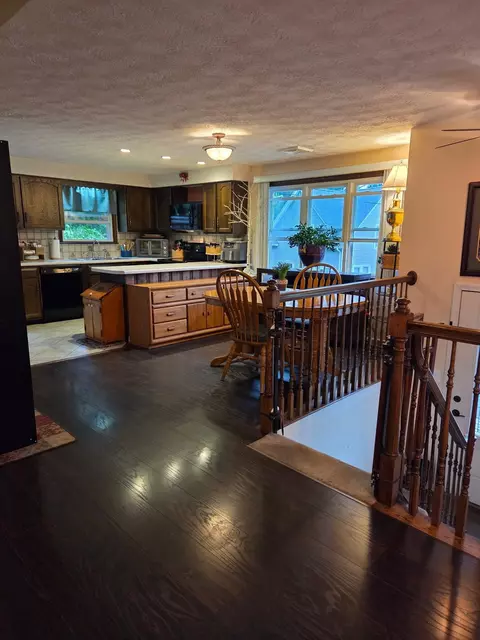 119 Huntress St, Manchester, NH 03102