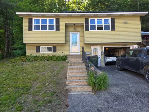119 Huntress St, Manchester, NH 03102