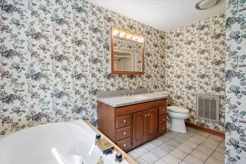 Bath - 58 Joanne Dr, Hooksett, NH 03106 photo 2 of 8