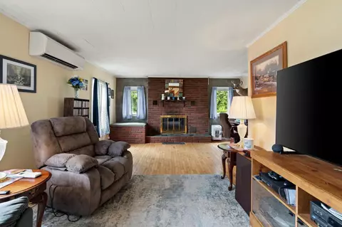 Living - 66 Cook Rd, Highgate, VT 05459 photo 2 of 4
