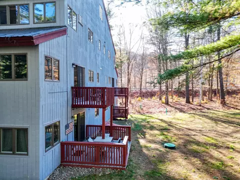 Exterior - 8 River Run Dr # J, Bartlett, NH 03812 photo 2 of 10
