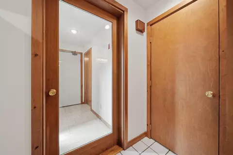 Entry Way - 13 Hampton Towne Ests, Hampton, NH 03842 photo 1 of 3