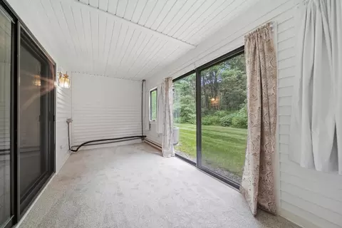 Exterior - 13 Hampton Towne Ests, Hampton, NH 03842 photo 4 of 10
