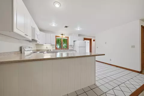 Kitchen - 13 Hampton Towne Ests, Hampton, NH 03842 photo 1 of 5