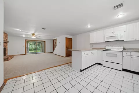 Kitchen - 13 Hampton Towne Ests, Hampton, NH 03842 photo 5 of 5