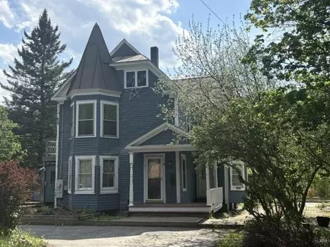 11 Maple St, Woodstock, VT 05091