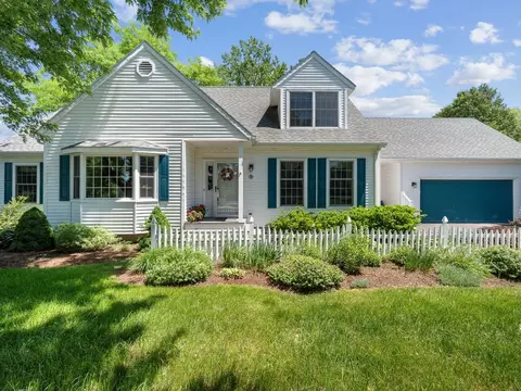 4 Oak Creek Dr, South Burlington, VT 05403