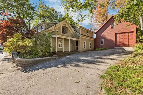 Exterior - 108 Center St, Wolfeboro, NH 03894 photo 4 of 18
