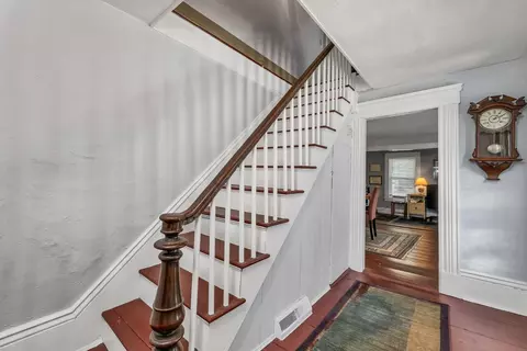 Entry Way - 108 Center St, Wolfeboro, NH 03894 photo 1 of 4