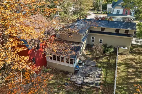 Exterior - 108 Center St, Wolfeboro, NH 03894 photo 10 of 18
