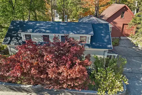 Exterior - 108 Center St, Wolfeboro, NH 03894 photo 12 of 18