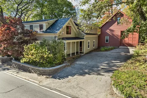 108 Center St, Wolfeboro, NH 03894
