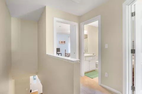 Entry Way - 18 Morrison Ln, Dover, NH 03820 photo 4 of 4