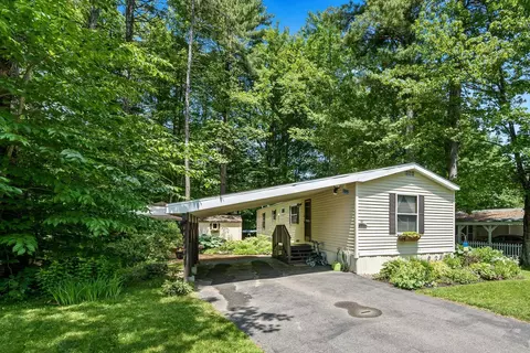 47 Fox Hill Ln, Conway, NH 03813