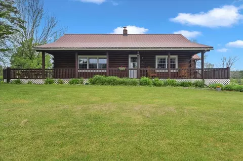 Exterior - 66 Poor Farm Rd, Alburgh, VT 05440 photo 7 of 13