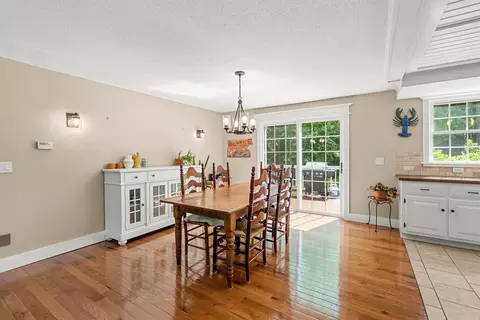Dining - 61 Sofia Way, Nottingham, NH 03290 photo 1 of 2