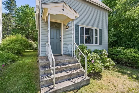 7 Gold St, Manchester, NH 03103