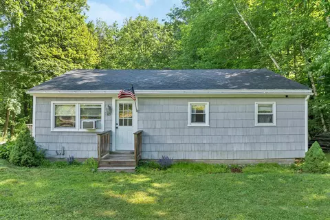 83 Hurricane Rd, Belmont, NH 03220