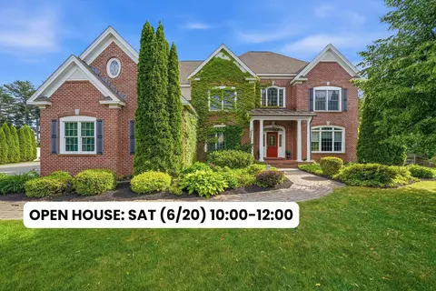 25 Ticklefancy Ln, Salem, NH 03079