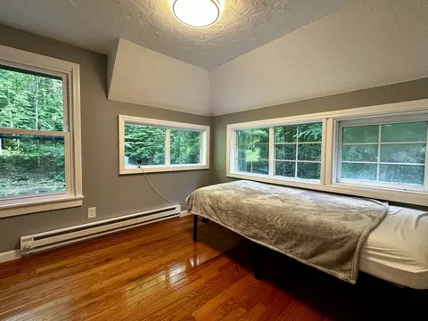Bedroom - 45 Eden Ave, Proctor, VT 05765 photo 4 of 5