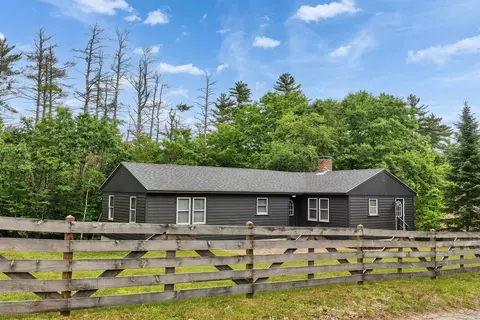 29 Goyette Dr, Peterborough, NH 03458