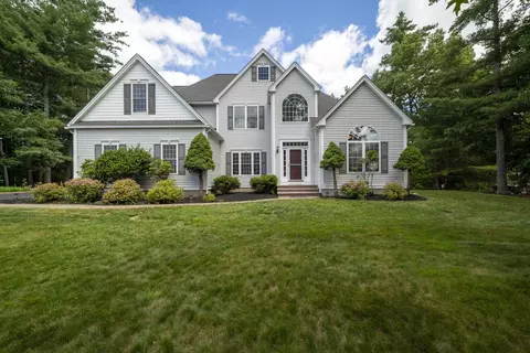 84 Searles Rd, Windham, NH 03087
