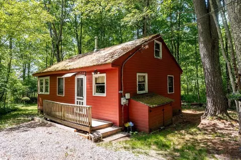 365 Jenness Pond Rd, Northwood, NH 03261