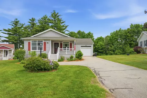 35 Sawmill Rdg, Sandown, NH 03873