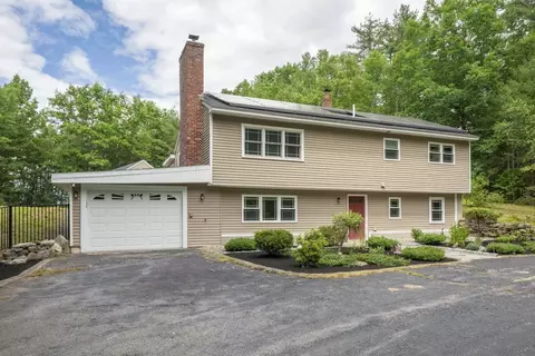 48 Witches Spring Rd, Hollis, NH 03049
