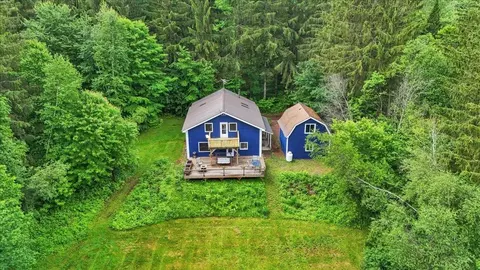 929 Codding Hollow Rd, Waterville, VT 05492