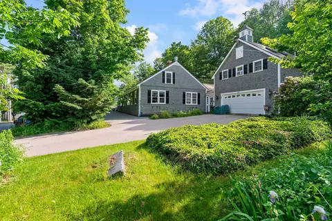 24 Wilder St, Peterborough, NH 03458