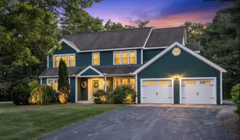 7 Jenny Hill Ln, Nashua, NH 03062