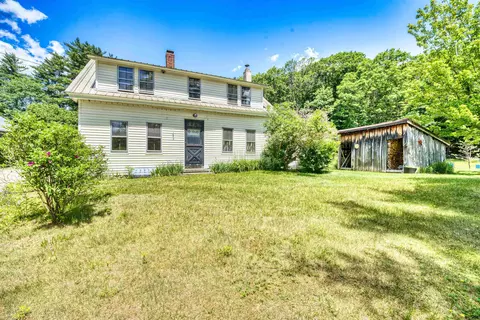 8 Meadowlark Ln, Andover, NH 03216