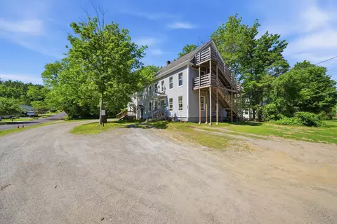 35 South St, Claremont, NH 03743