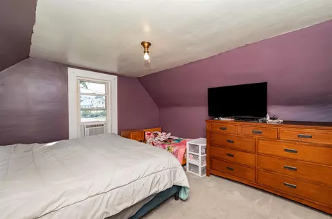 Bedroom - 159 Main St, Wakefield, NH 03887 photo 3 of 5