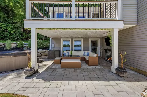 Exterior - 97 W Shore Rd, Windham, NH 03087 photo 7 of 11
