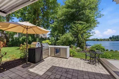 Exterior - 97 W Shore Rd, Windham, NH 03087 photo 9 of 11